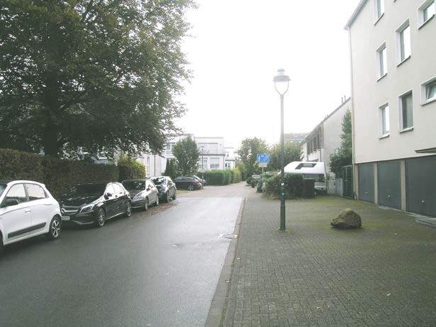 Eigentumswohnung (2 Zimmer) + anteilige Verkehrsfläche in Düsseldorf - Bild 2