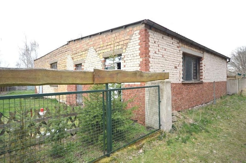 Einfamilienhaus mit Nebengebäuden in Kremmen - Bild 4