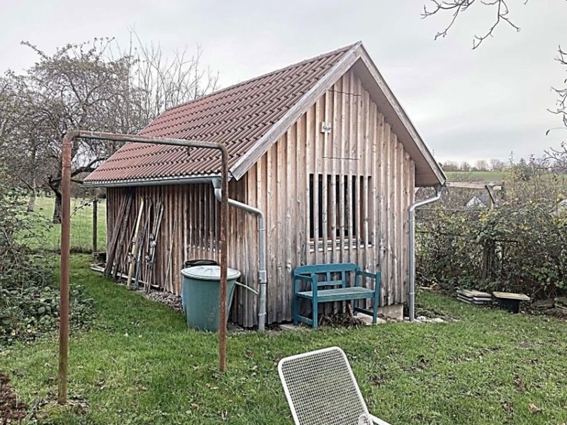 Freizeitgrundstück mit Geschirrhäuschen und Baumwiese in Nürtingen - Bild 1