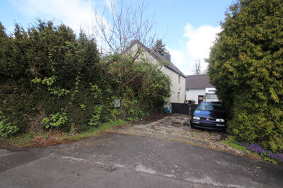 Einfamilienhaus, mit vermutlich einem ehemaligen Scheunengebäude in Grunewaldstraße 163, 41066 Mönchengladbach, Neuwerk - Bild 1