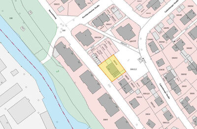 Vierfamilienhaus mit zwei Doppelgaragen in Neumühlweg 118, 90449 Nürnberg - Bild 2