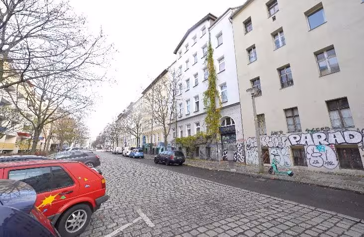 Mehrfamilienhaus in Berlin - Bild 2