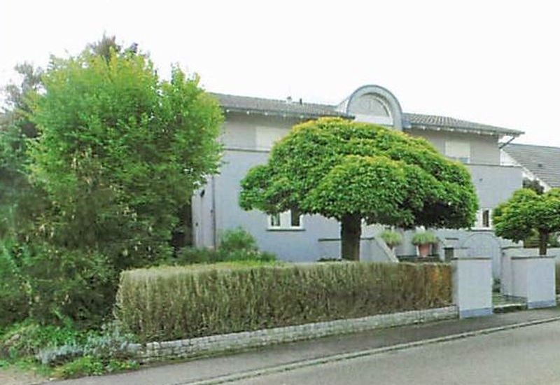 Einfamilienwohnhaus mit Garage in Schwaikheim - Bild 1