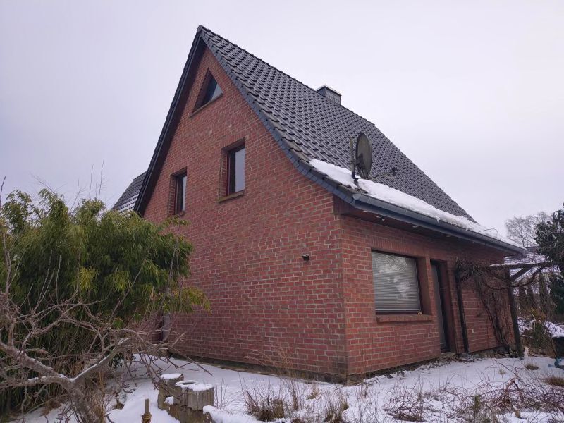 Wohnhaus mit Einliegerwohnung nebst Nebengelass im Ostseebad Zingst in Zingst - Bild 1