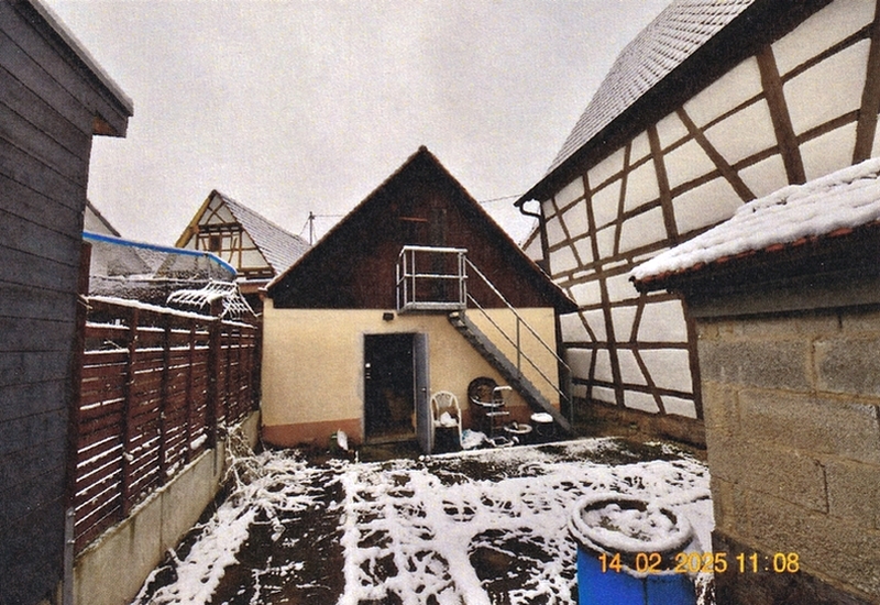 Wohnhaus (Stockwerkseigentum), Doppelgarage und Scheune in Vaihingen an der Enz - Bild 4