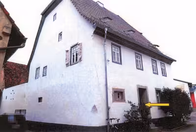 Mehrfamilienwohnhaus mit Abrissobjekt (Scheune) in Ittlinger Straße 8, 75031 Eppingen - Richen - Bild 1