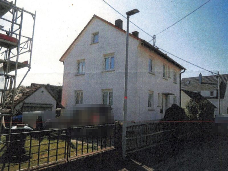 Einfamilienhaus mit Garage in Schwaigern - Bild 1