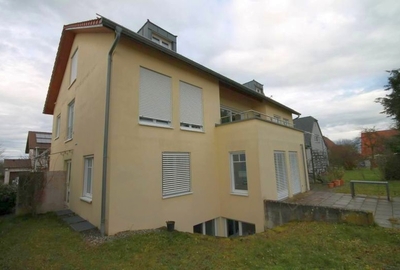 Einfamilienwohnhaus mit Büronutzung und Doppelgarage in Kornstraße 12, 73547 Lorch-Oberkirneck - Bild 1