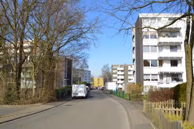 Kfz-Stellplatz, Garage, Einfamilienhaus in Möllhofstr., 45475 Mülheim an der Ruhr, Dümpten - Bild 2