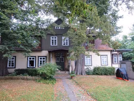 Kfz-Stellplatz, Eigentumswohnung (ab 5 Zimmer) in Bielefeld - Bild 1