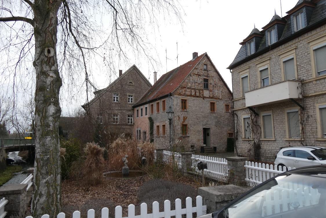 Zweigeschossiges Wohnhaus in Dettelbach - Bild 1