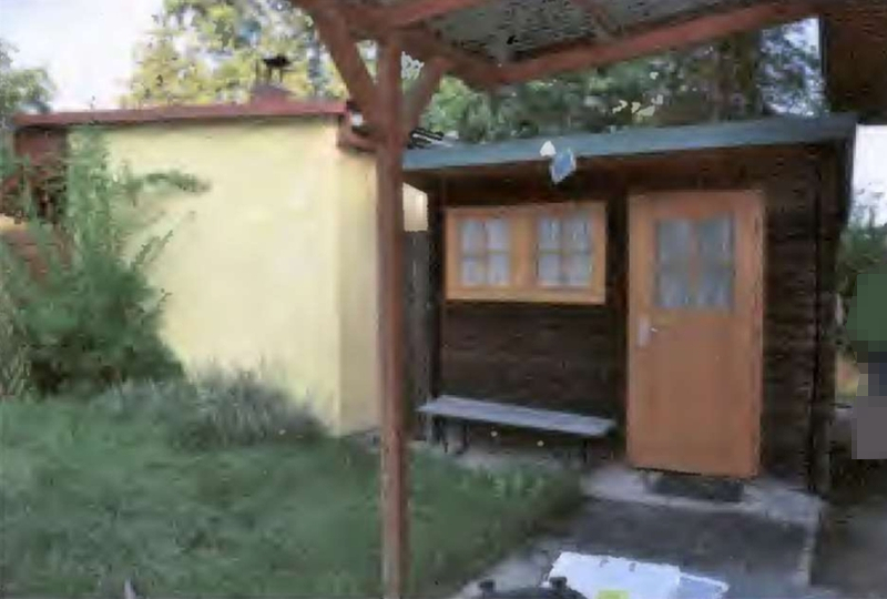 Erholungsgrundstück mit Gartenbungalow und einem Gartenhaus in Penzlin - Bild 1