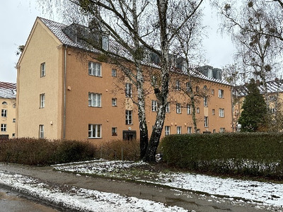 Eigentumswohnung (1 bis 2 Zimmer), beide 1/2 Anteile in Breitensteinweg 30,32,34,36, Hocksteinweg 1,3, 14165 Berlin, Zehlendorf - Bild 1