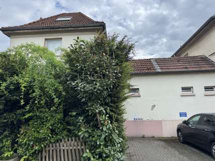 Einfamilienhaus, Wegefläche, Garten in Duisburg - Bild 3