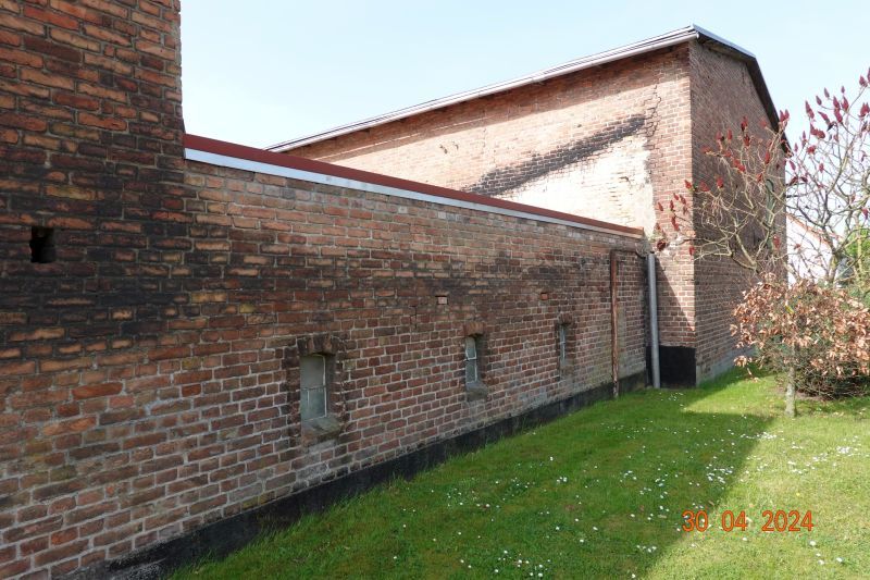 Einfamilienhaus mit Nebengebäuden in Stavenhagen - Bild 3