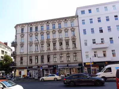 Eigentumswohnung (3 bis 4 Zimmer) in Biebricher Str. 1, 1A, Hermannstr. 232, 12049 Berlin-Neukölln, Neukölln - Bild 2