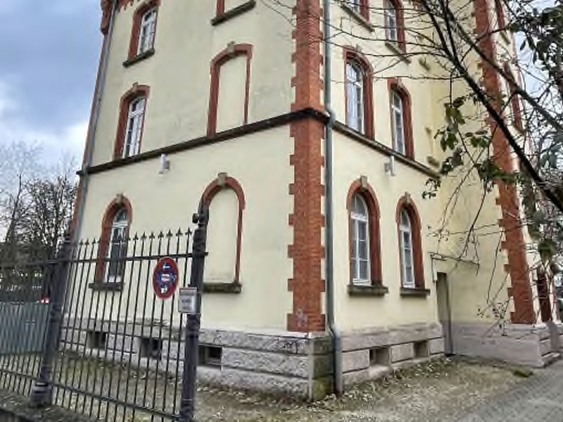 Büroeinheiten, Wohnung und Freifläche in Tübingen - Bild 1
