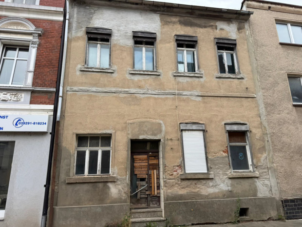 Mehrfamilienhaus, zweigeschossig in Calbe (Saale) - Bild 1