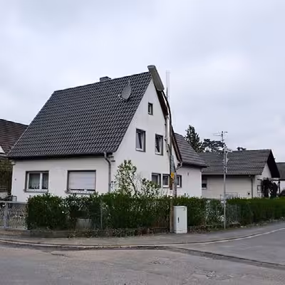 Zweifamilienhaus, Einfamilienhaus in Eiserweg 15, Hirschstraße 26, 51503 Rösrath, Kleineichen - Bild 1