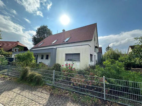 Einfamilienhaus, Garage in Neumarkt in der Oberpfalz - Bild 1
