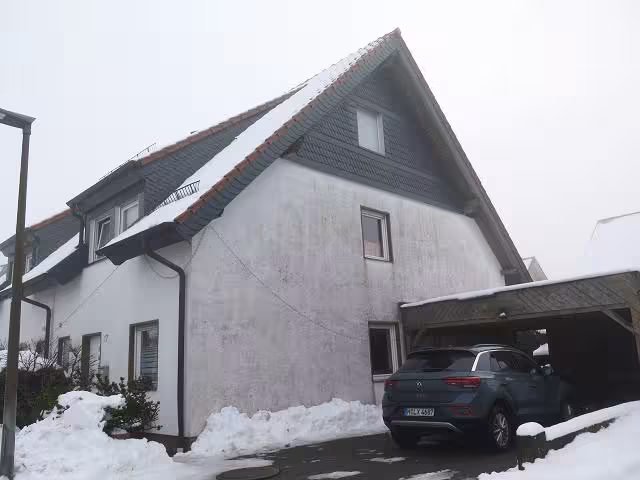 Doppelhaushälfte, Doppel-Car-Port in Breckerfeld - Bild 1