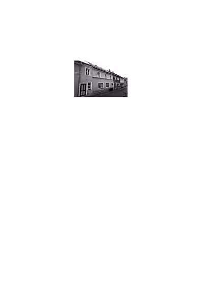 Wohngebäude mit Nebengebäuden in Schmidtstraße  1, 95478 Kemnath - Bild 1