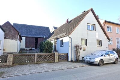 Wohnhaus, Scheune und Nebengebäude in Ingolstadt 25, 91484 Sugenheim - Bild 1