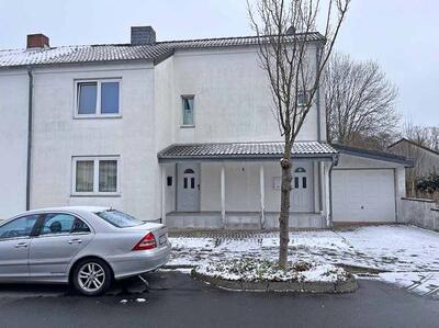 Zweifamilienhaus, Garage in Ostlandstraße 2, 52499 Baesweiler, Baesweiler - Bild 1