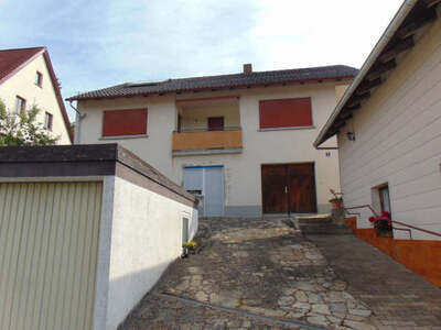 Zweifamilienhaus, Garage, Sonstiges in Am Finkenweg 16, 97502 Obbach - Bild 1