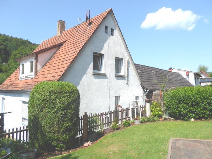 Wohnhaus mit Nebengebäude, PKW-Stellplatz in Dammbach - Bild 4