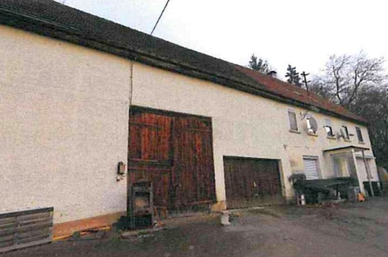 Zweifamilienhaus mit Scheuer und Landwirtschaftsflächen in Donzdorf - Bild 1