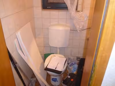 Zweifamilienhaus, gewerblich genutztes Grundstück, Kfz-Stellplatz, Garage in Eschweg 25, 32457 Porta Westfalica, Holtrup - Bild 8