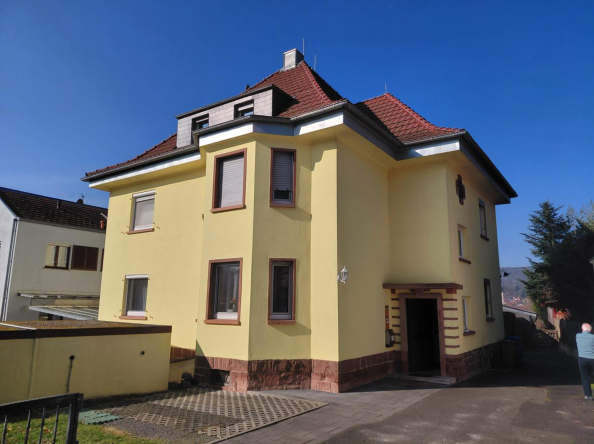 Dreifamilienhaus mit Garage sowie Einfamilienhaus in Lohr am Main - Bild 2