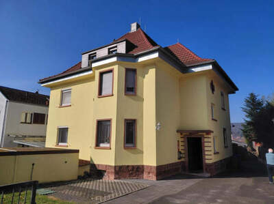 Dreifamilienhaus mit Garage sowie Einfamilienhaus in Brunnenrainstraße 9 und 7 a, 97816 Lohr a.Main, Sendelbach - Bild 1