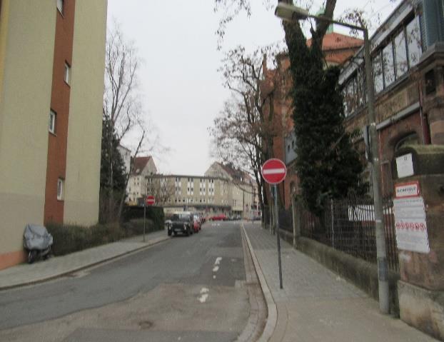 Eigentumswohnung (3 bis 4 Zimmer), 4-Zimmer-Wohnung samt Keller- und Bodenabteil, Fleischmannplatz 11, 90419 Nürnberg + 25/983 Miteigentumsanteil an einer 3-Zimmer-Wohnung, Fleischmannplatz 7, 90419 Nürnberg in Nürnberg - Bild 2