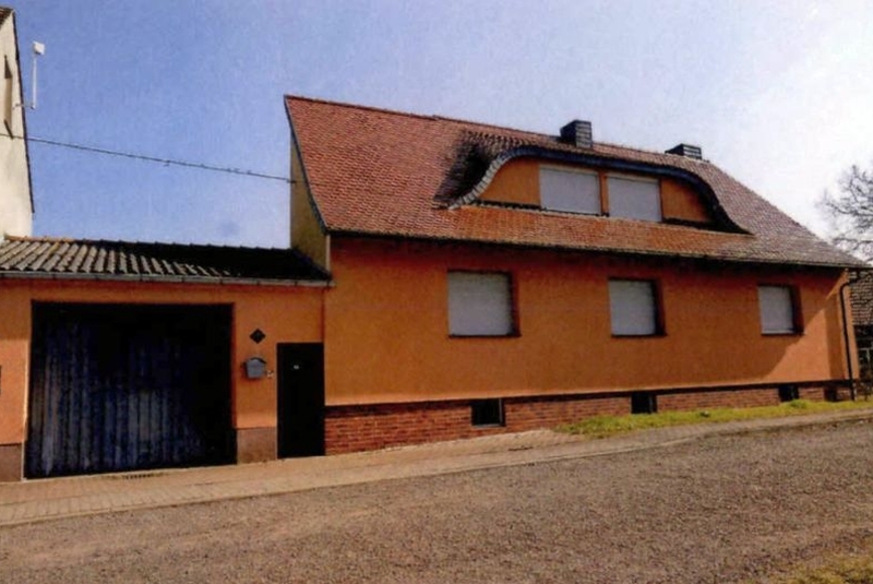 Einfamilienhaus mit Nebengebäuden in Ihlow - Bild 4