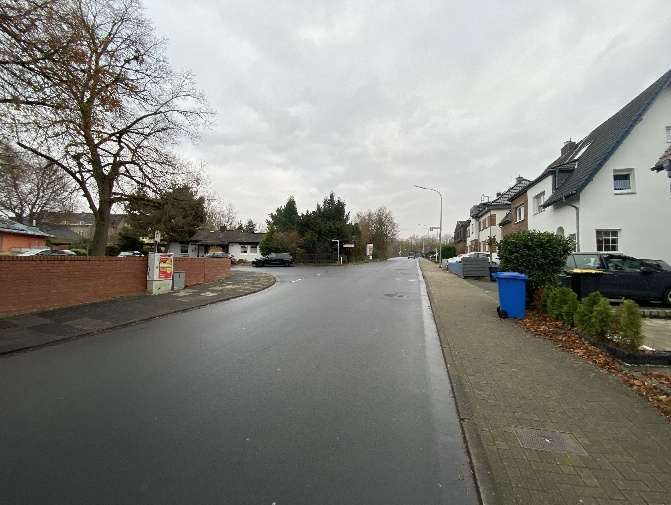 Garage, Doppelhaushälfte in Liblar - Bild 3