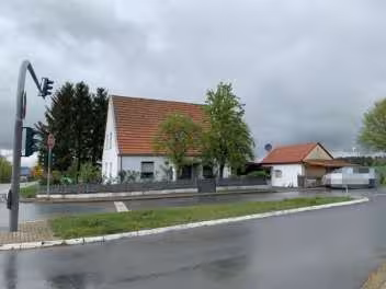 Einfamilienwohnhaus mit Nebengebäuden in Dahler Straße 1, 33178 Borchen, Dörenhagen - Bild 2