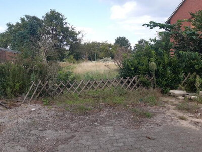 Zweifamilienhaus, unbebautes Grundstück in Lindenauer Straße 35, 32469 Petershagen, Neuenknick - Bild 1