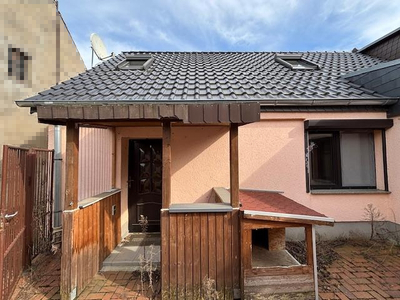Einfamilienhaus (Doppelhaushälfte) mit 2 Garagen in Lange Straße 27, 17089 Siedenbollentin - Bild 2