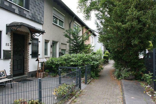 unbebautes Grundstück, Garage, Reihenhaus, Miteigentumsanteile an unbebauten Grundstücken in Essen - Bild 1