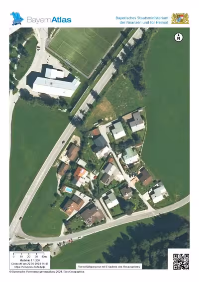 Mehrfamilienhaus in Am Rehwinkl 15, 83471 Schönau am Königssee - Bild 1
