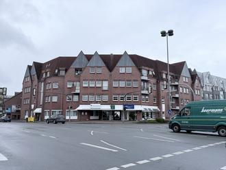 Eigentumswohnung im Dachgeschoss mit Kellerraum in , 00000 - Bild 1