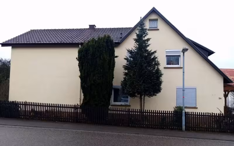 Wohnhaus und Landwirtschaftsflächen in Bieringen - Bild 1