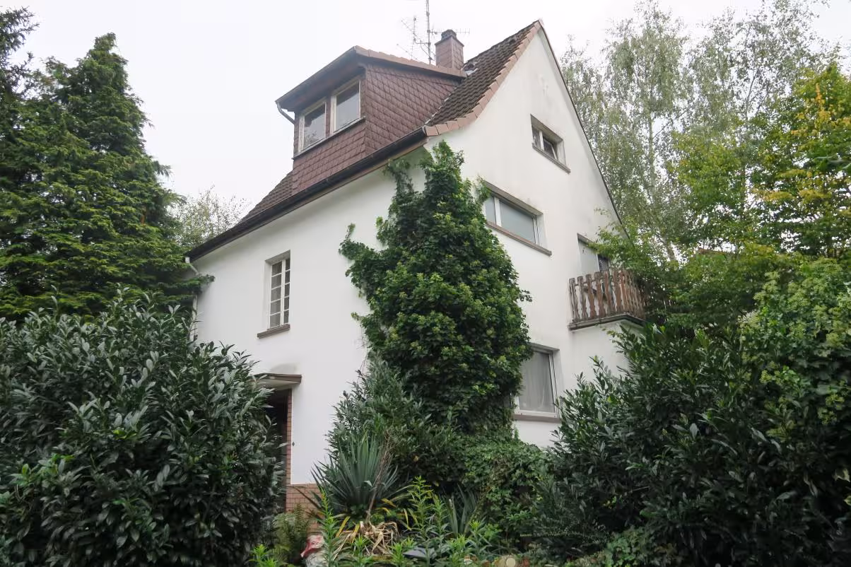 Einfamilienhaus in Schwalbach am Taunus - Bild 1