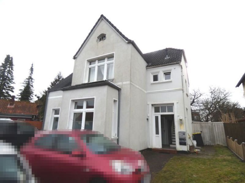 Wohnhaus mit Einliegerwohnung und Anbau in Heide - Bild 3