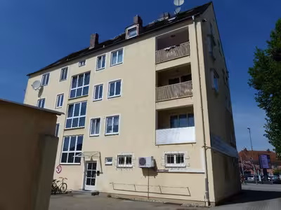 Eigentumswohnung 2 1/2 Zimmer mit Loggia, Kellerraum u. Garage in Goethestraße 50, 85055 Ingolstadt - Bild 2