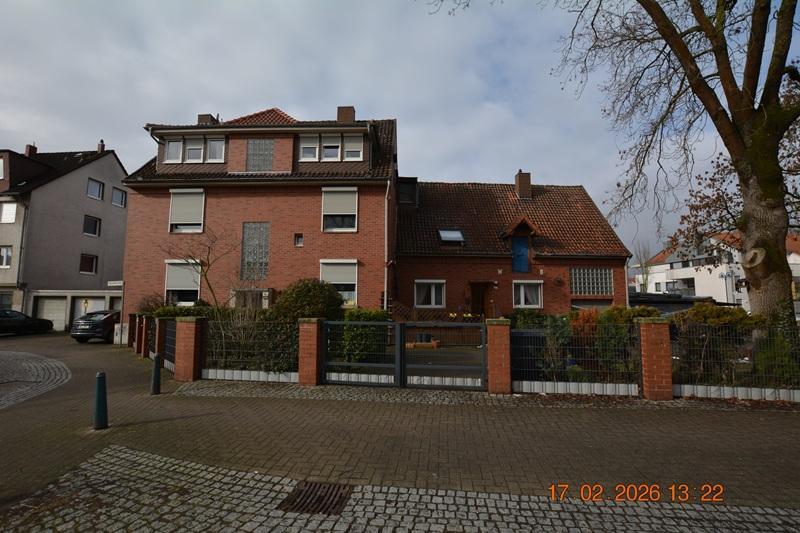 Mehrfamilienhaus in Seelze - Bild 1