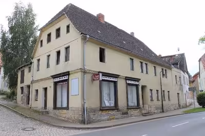 Wohn-/Geschäftshaus in Auenstraße  1, 06647 Bad Bibra - Bild 1