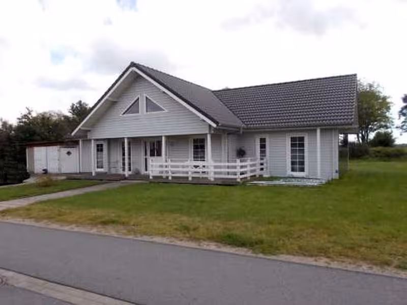 Einfamilienhaus mit Carport in Achtrup - Bild 1